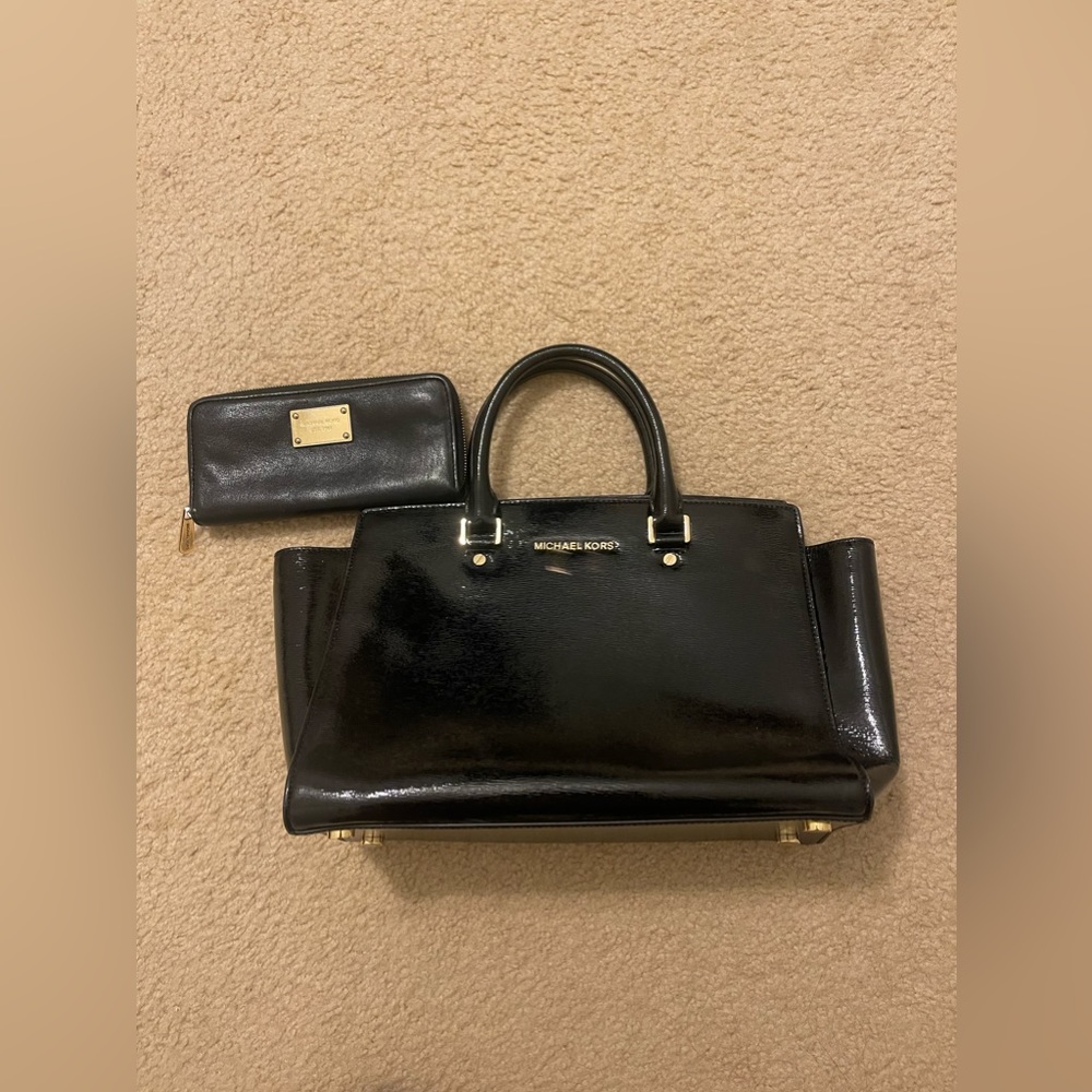 Authentic Black Michael kors purse and wallet. *update: wallet not included